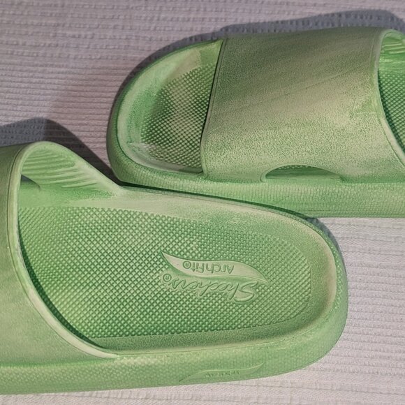 Brand New Skechers Arch Fit Women's size 9 - Picture 2 of 9